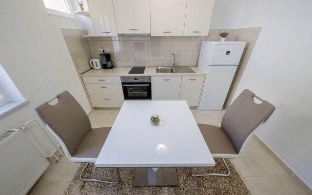 Mar- 150 m From sea - A5