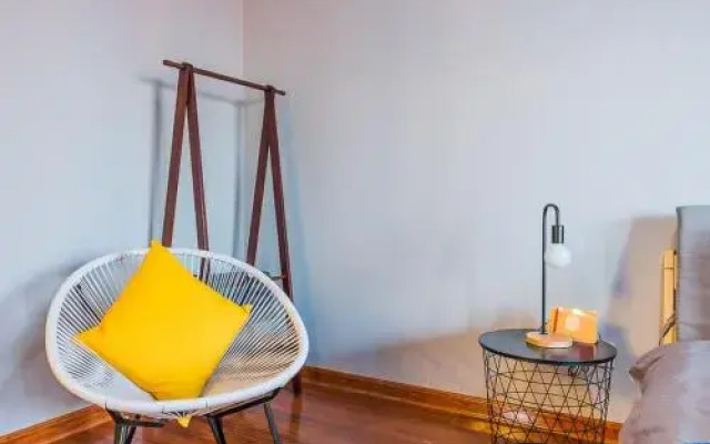 Xi'an Yanta·Zhangba North Road· Locals Apartment 00130800