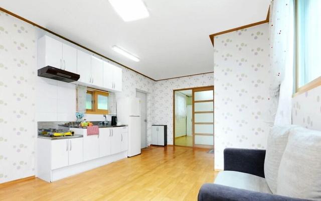 The Tree in the Lake