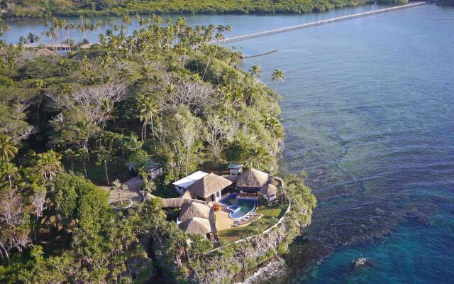 Wavi Island Villas