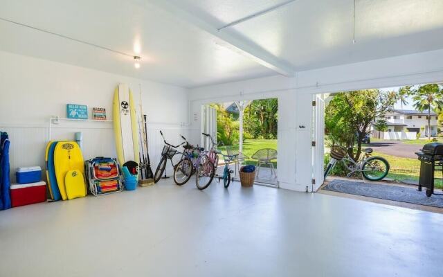 Hanalei Hideaway 2 Bedroom Home by RedAwning