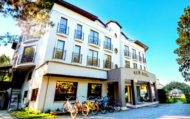 Lale Hotel