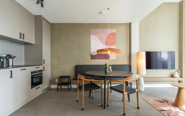 Apartment With Breathtaking Views of the City