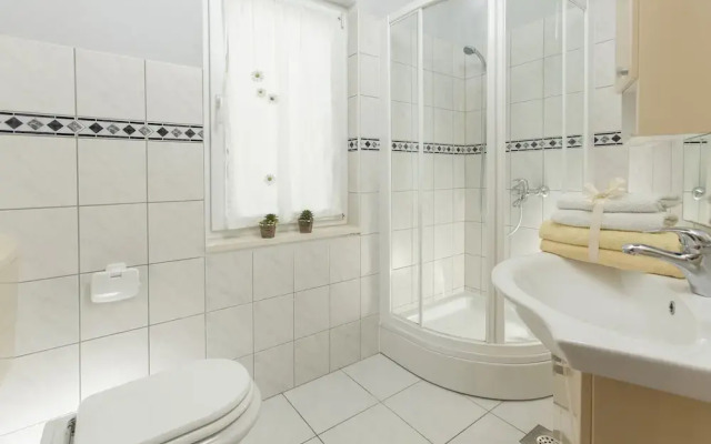Room in Apartment - Cozy Studio Apartment for 2