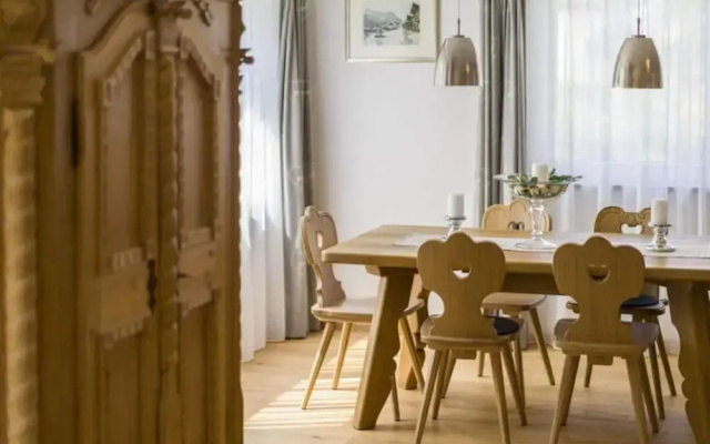 Marlena Hollental Chalet