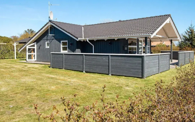 6 Person Holiday Home in Hemmet-by Traum