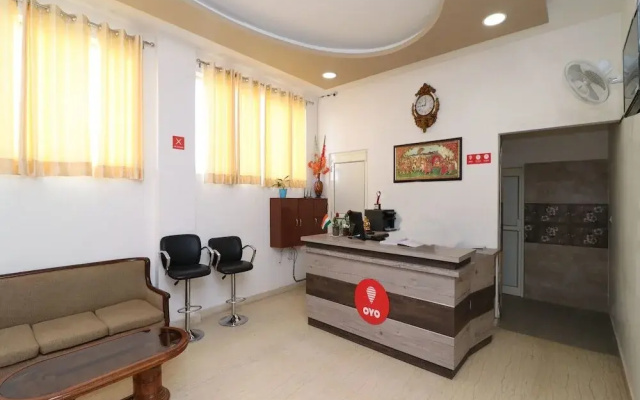 Hotel Golden Leaf By OYO Rooms