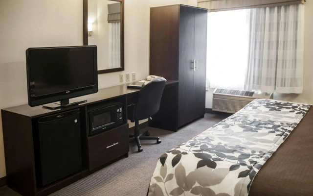 Sleep Inn & Suites