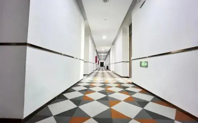 Shell Hotel (Lu'an Zhongzhou Furniture City Shop)