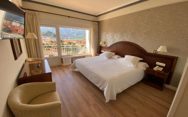 Silken Gran Hotel del Sella