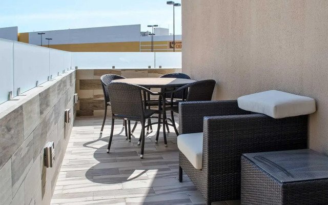 Hotel Casa Inn Galerias