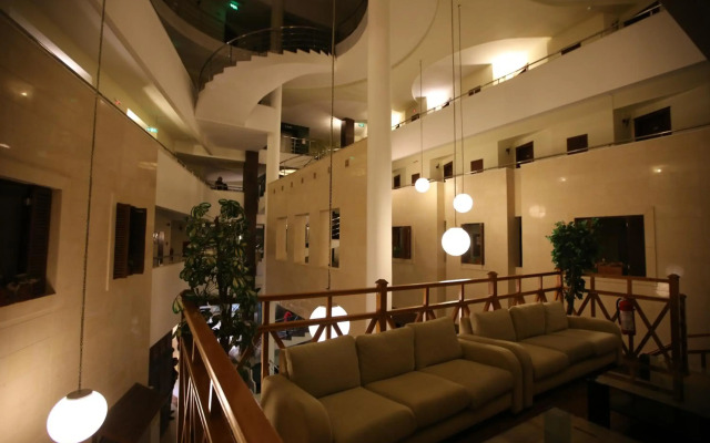 Valeri Beach Hotel