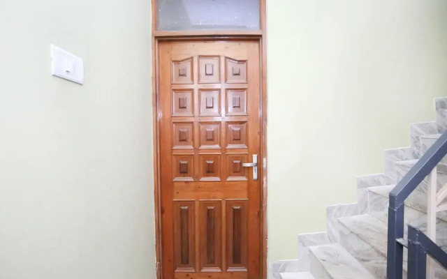 OYO 10860 Home Modern 3BHK New Shimla