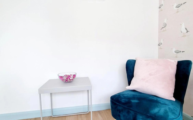 Visit Seaford Apartment - 4 Bedroom - Sleeps 9