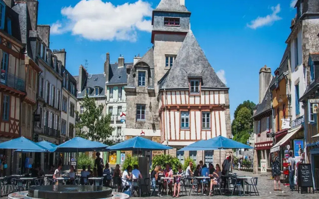 Apartment, Quimper