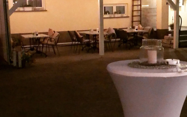 Hotel Und Weinstube Lehn