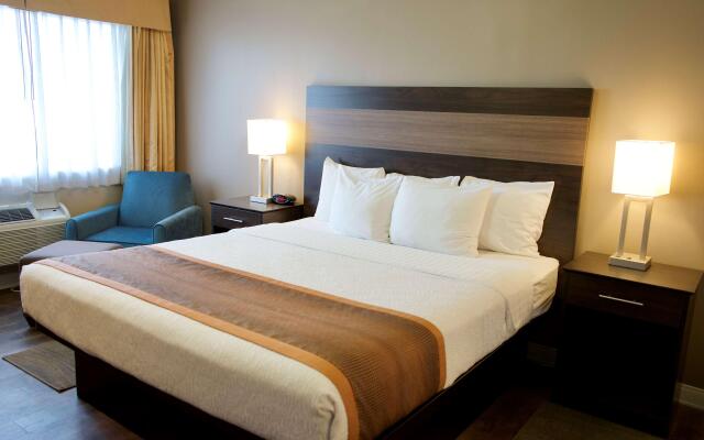 Best Western China Lake Inn