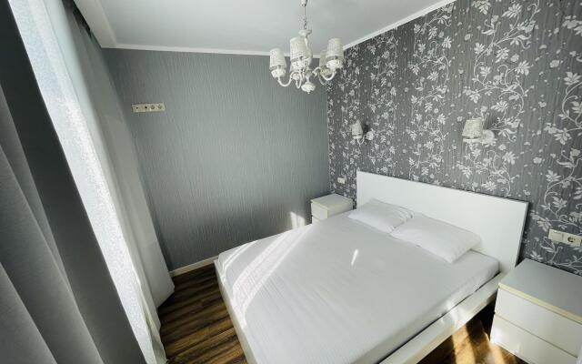 АпартКазан (Щербаковский переулок 7)