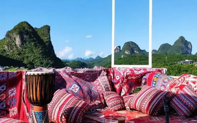 Yangshuo Showbiz Youth Hostel
