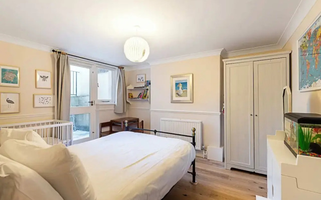 Charming London Retreat