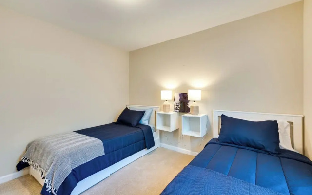 Hike & Ski: Pocono Lake Home w/ Community Perks!