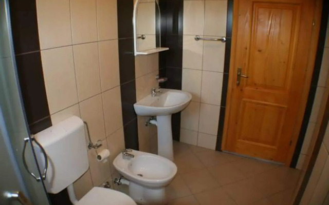 B&B Lovac Azurina
