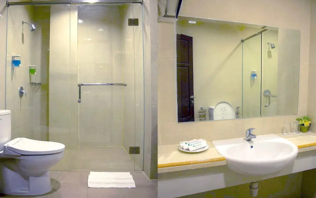 Grand Hotel Sampit