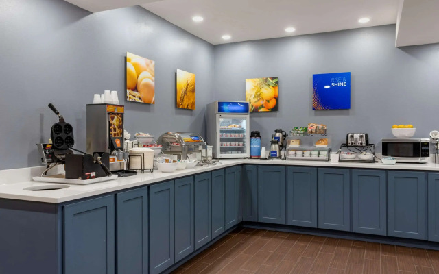 Comfort Inn & Suites Hot Springs Midtown