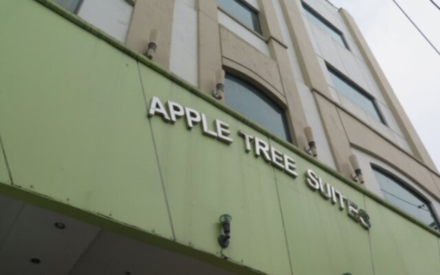 OYO 210 Apple Tree Suites