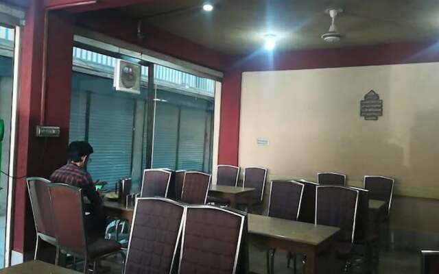 New Green Hotel