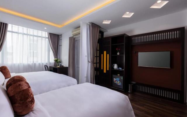 Hanoi Lullaby Hotel & Travel