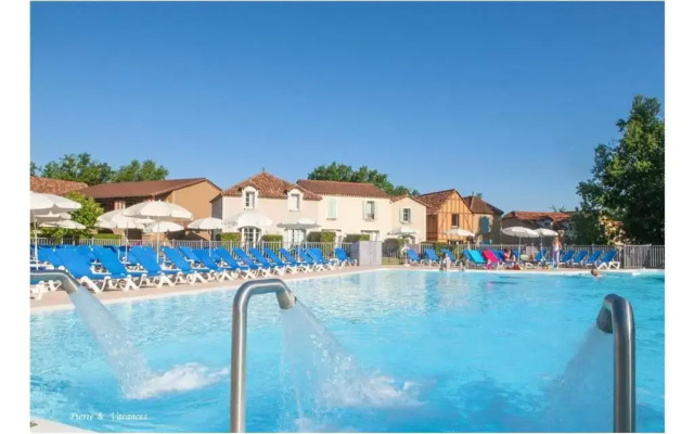 Charmant Appartement avec piscine.