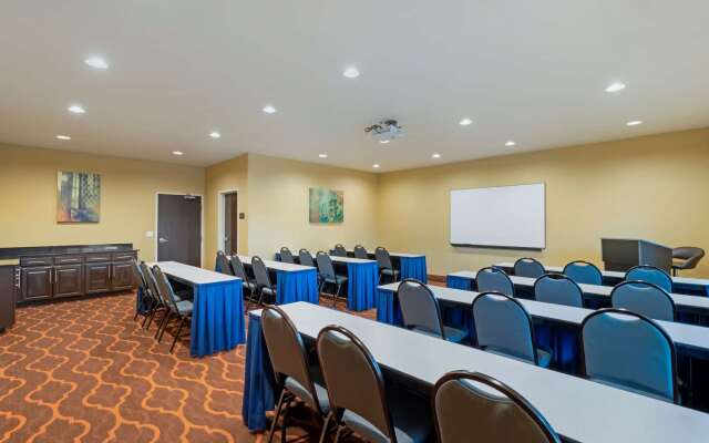 Best Western Airport Suites