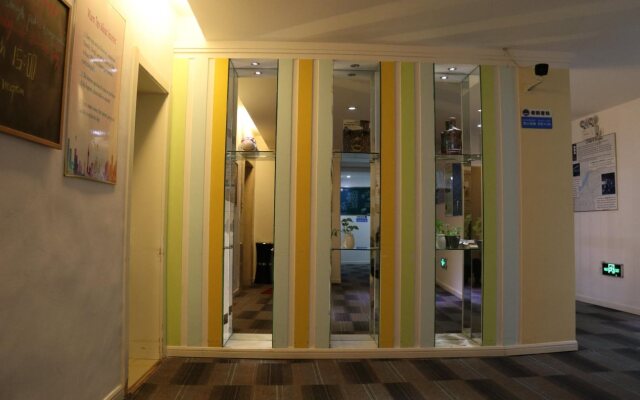 Phoenix Hostel