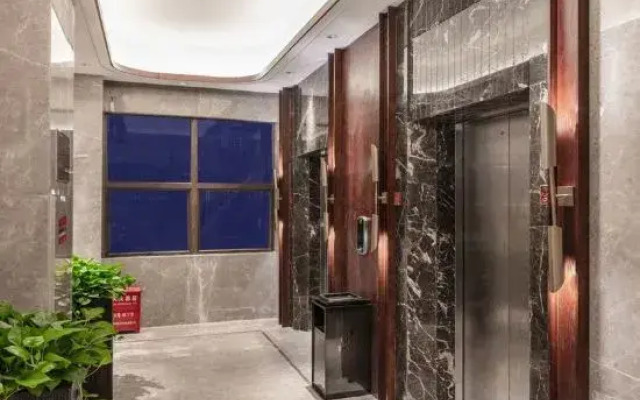 Yunyi Zhenyue Garden Hotel