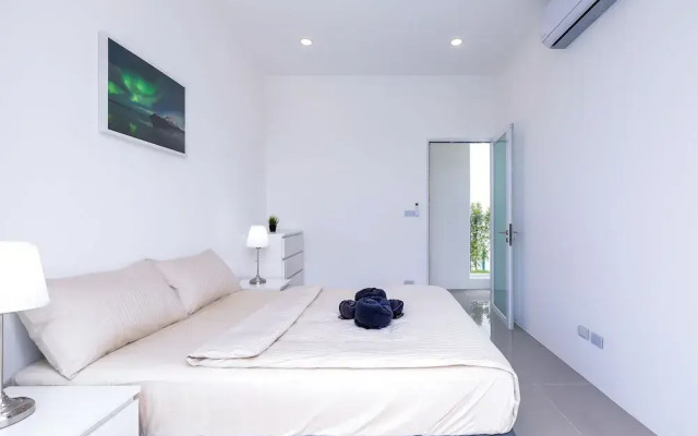 Modern 3 Bedroom Private Pool Villa KH-A1