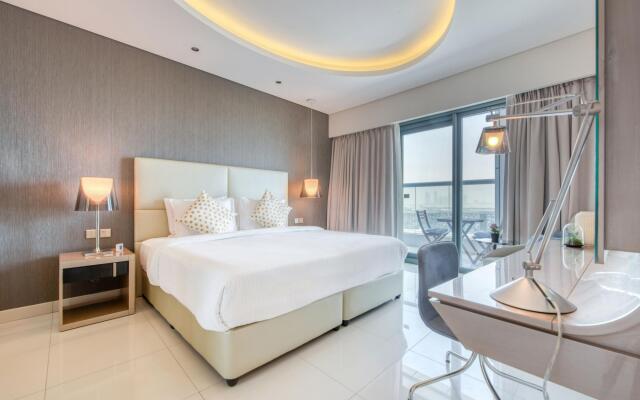 Cool Dubai Apt Next Burj Khalifa Design District