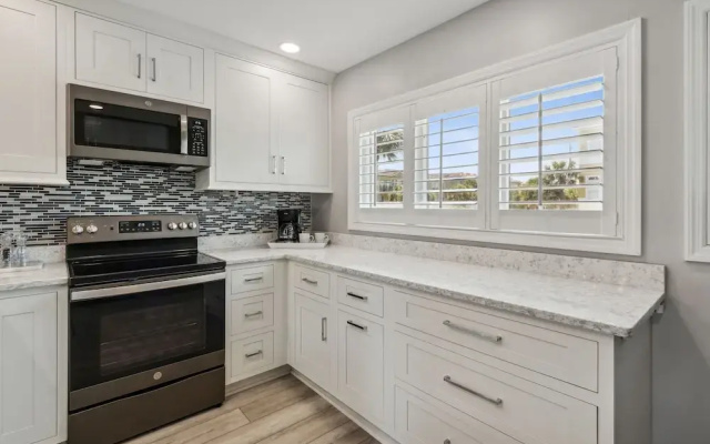 Amelia Island Beachfront Retreat - 2BR Sandpiper Loop