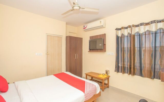 OYO 10291 Sri Venkatadri Residency