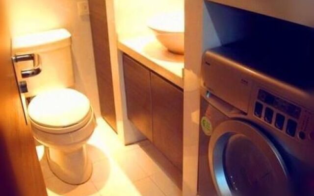 Ai Jinling Serviced Apartment
