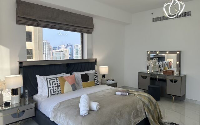 Manzil - Modern 3BR Home in JBR, Beach Front