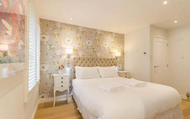 2 Bed, 2 bath flat in Covent Garden