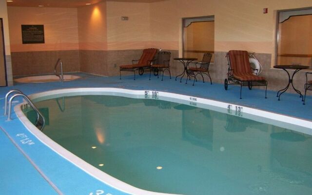 Holiday Inn Express Kendallville