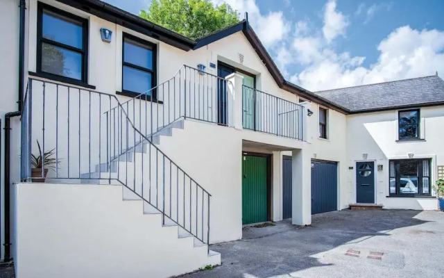 Flat 2 - 1 Bedroom Apartment - Tenby