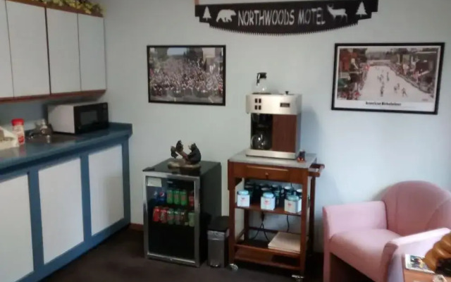 Northwoods Motel