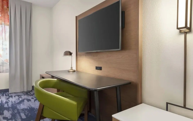 Fairfield Inn by Marriott Tracy