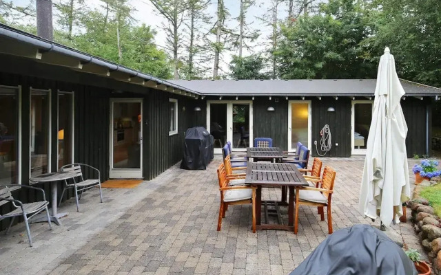 6 Person Holiday Home in Gilleleje