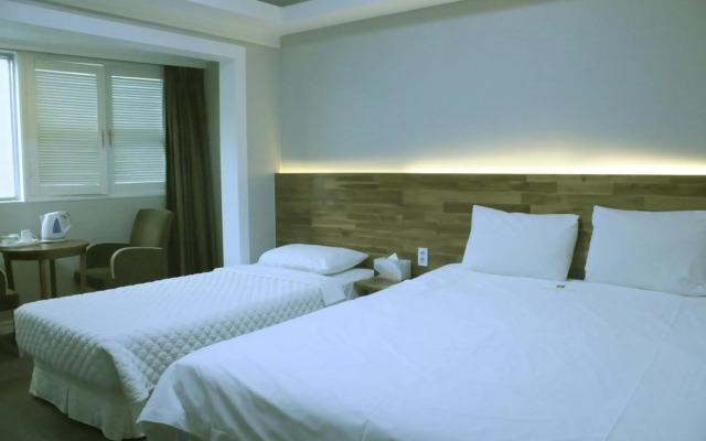 Ocean View Hotel