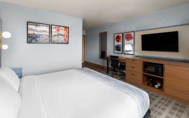 AmericInn by Wyndham Oscoda Near AuSable River