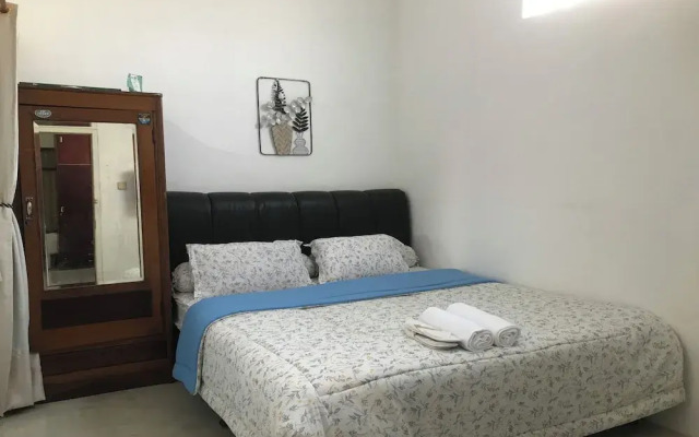 OYO 94320 Homestay Abah Hank Syariah